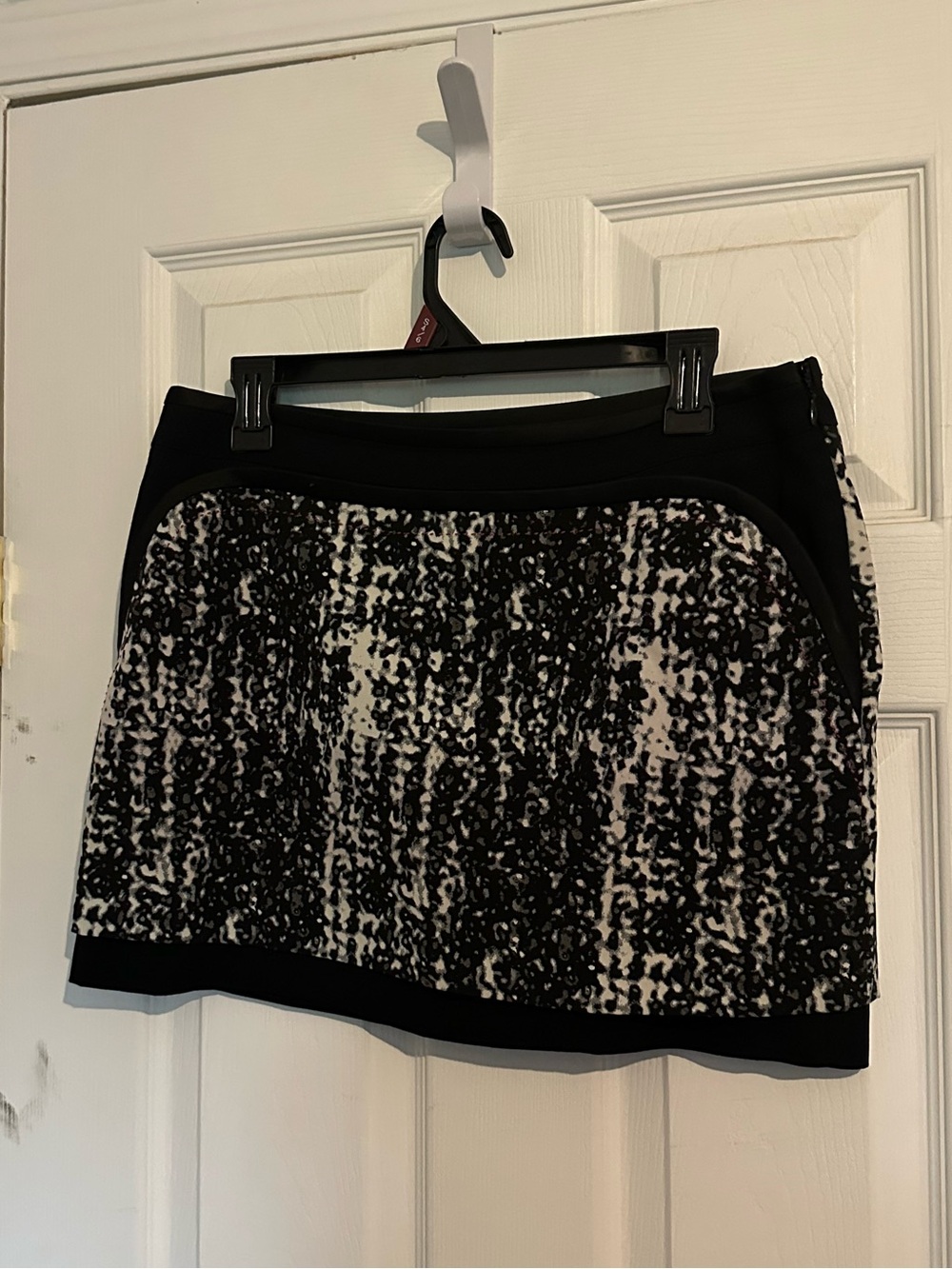 Diane von Furstenberg Chloette Maze Printed Mini Skirt – Size 8